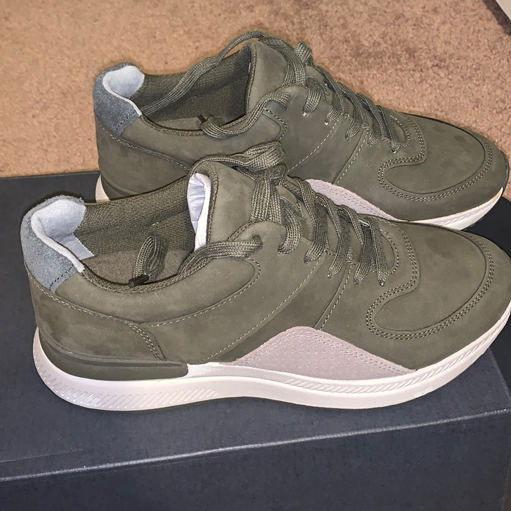 Brand New Everlane Leather & Suede Sneakers!!!